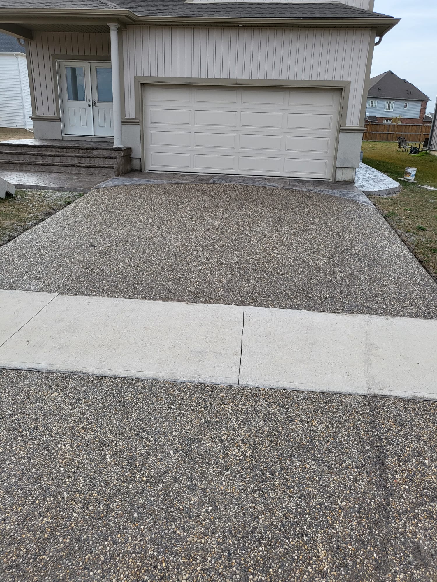 exposed-aggregate-concrete-walkway-ancaster-dundas-ontario