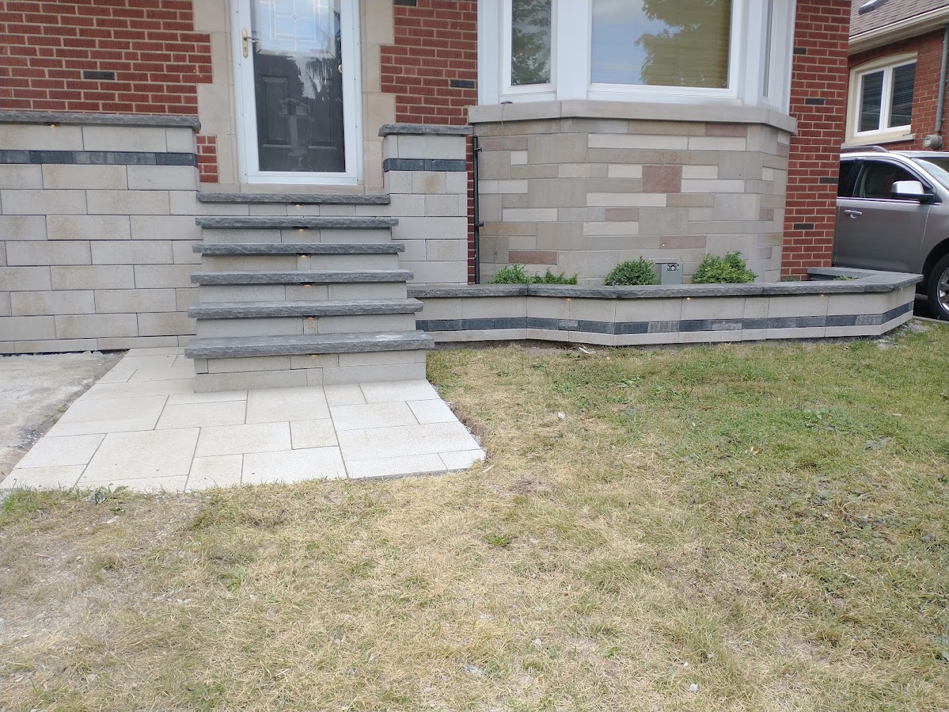 Natural stone look paver patio installation Hamilton